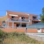 Suzi Casa de hóspedes 3*
