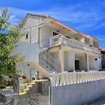 Casa de hóspedes Suzi 3*