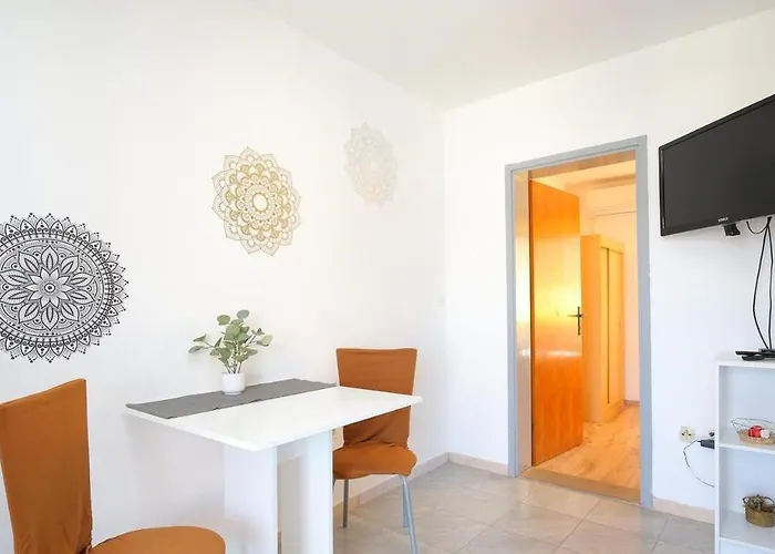 Suzi Guest house 3*